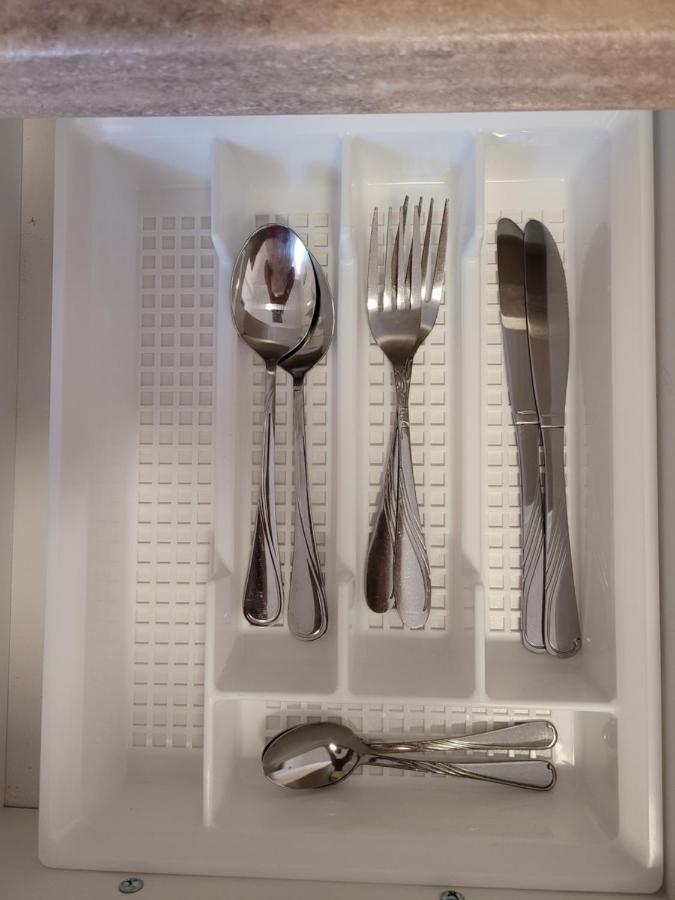 Apartamente Livada รึมนิคูวัลเจีย ภายนอก รูปภาพ