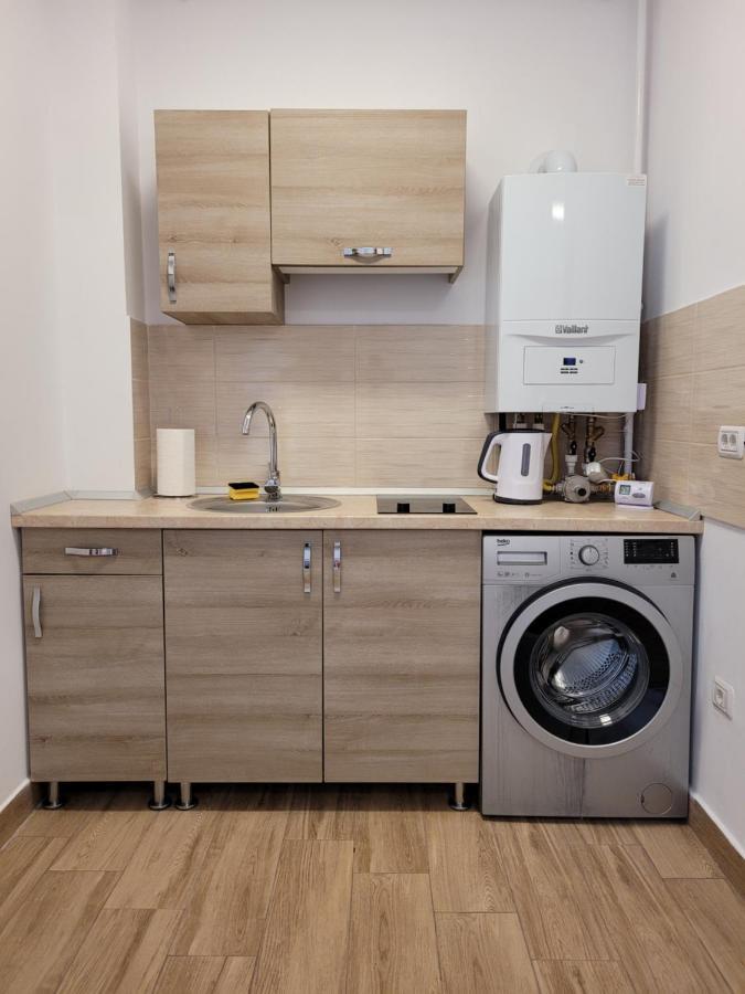 Apartamente Livada รึมนิคูวัลเจีย ภายนอก รูปภาพ