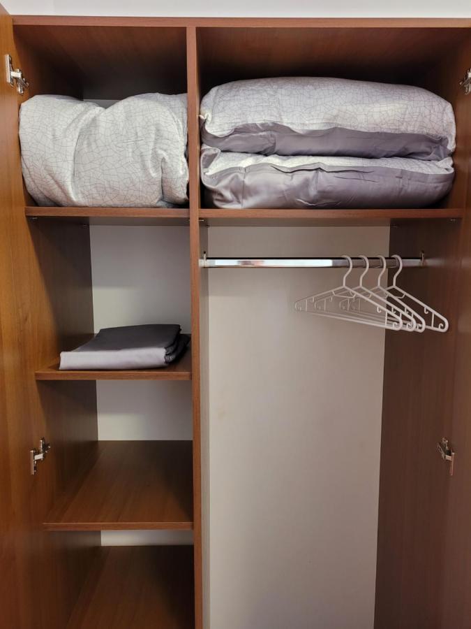 Apartamente Livada รึมนิคูวัลเจีย ภายนอก รูปภาพ